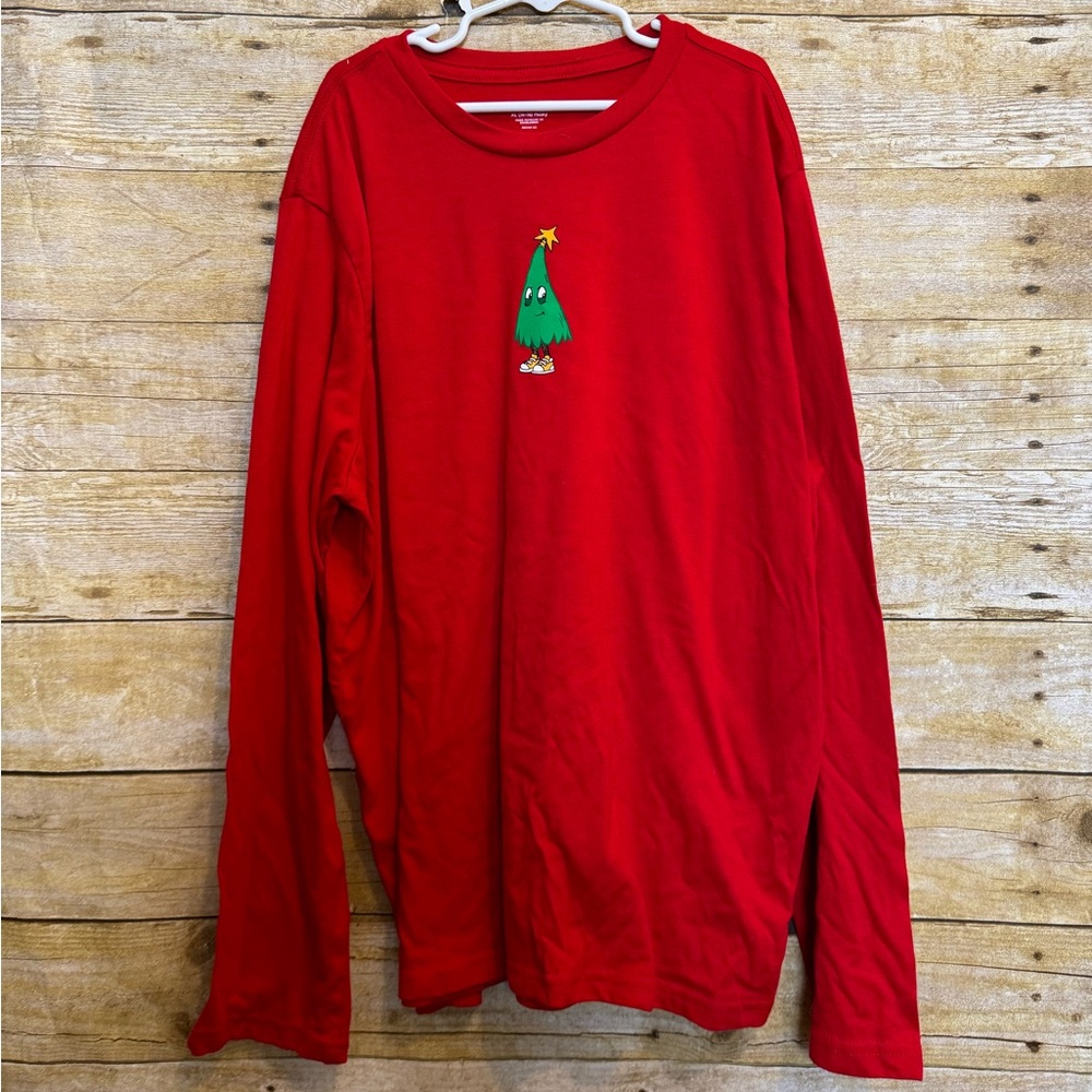 Christmas long sleeve shirt 🛍